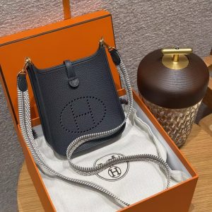 Hermes Evelyne 16 CM Bag Handmade In Epsom Calfskin Leather Gold Hardware H0 Gigs Misty - Image 3