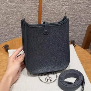 Hermes Evelyne 16 CM Bag Handmade In Taurillon Clemence Leather Sliver Hardware H0 Girs Misty - Image 2