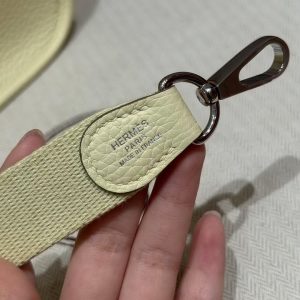 Hermes Evelyne 16 CM Bag Handmade In Taurillon Clemence Leather Silver Hardware I8 Jaune Milton - Image 4