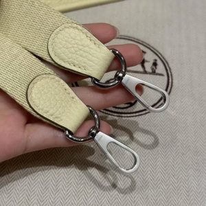 Hermes Evelyne 16 CM Bag Handmade In Taurillon Clemence Leather Silver Hardware I8 Jaune Milton - Image 3