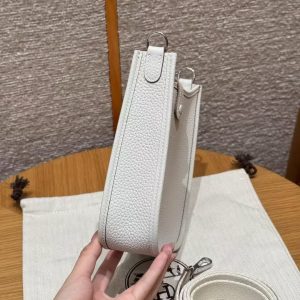 Hermes Evelyne 16 CM Bag Handmade In Taurillon Clemence Leather Silver Hardware M4 Girs Pale - Image 15