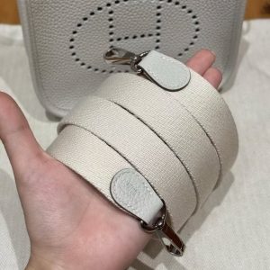 Hermes Evelyne 16 CM Bag Handmade In Taurillon Clemence Leather Silver Hardware M4 Girs Pale - Image 4