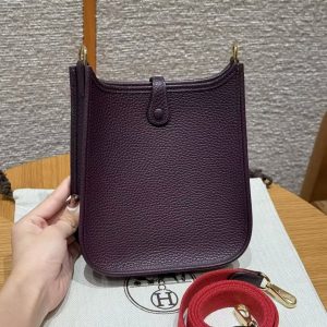 Hermes Evelyne 16 CM Bag Handmade In Taurillon Clemence Leather Gold Hardware N5 Cassis - Image 2