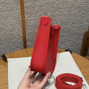 Hermes Evelyne 16 CM Bag Handmade In Taurillon Clemence Leather Silver Hardware S3 Rouge Coeur - Image 16