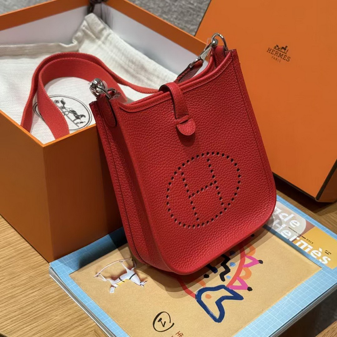 Hermes Evelyne 16 CM Bag Handmade In Taurillon Clemence Leather Silver Hardware S3 Rouge Coeur - Image 9