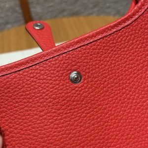 Hermes Evelyne 16 CM Bag Handmade In Taurillon Clemence Leather Silver Hardware S3 Rouge Coeur - Image 6