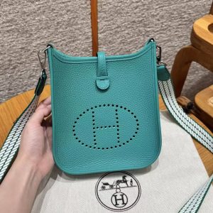 Hermes Evelyne 16 CM Bag Handmade In Taurillon Clemence Leather Silver Hardware U1 Vert Verone