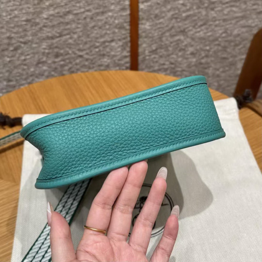 Hermes Evelyne 16 CM Bag Handmade In Taurillon Clemence Leather Silver Hardware U1 Vert Verone - Image 15