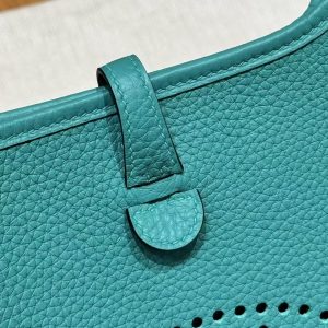 Hermes Evelyne 16 CM Bag Handmade In Taurillon Clemence Leather Silver Hardware U1 Vert Verone - Image 6
