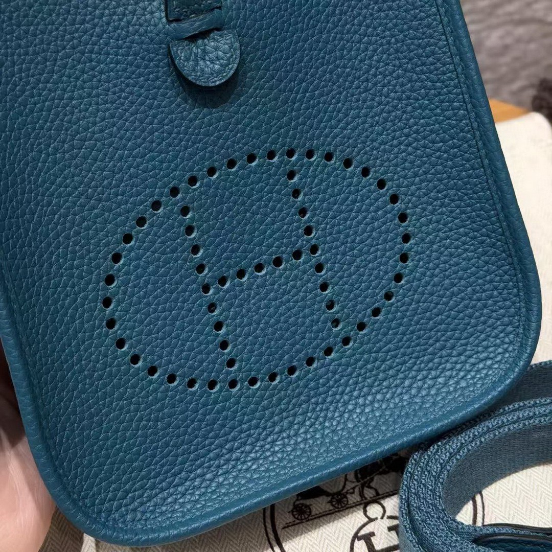 Hermes Evelyne 16 CM Bag Handmade In Epsom Calfskin Leather Gold Hardware W0 Vert Bosphore - Image 12