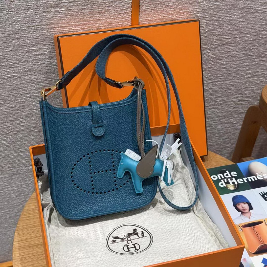 Hermes Evelyne 16 CM Bag Handmade In Epsom Calfskin Leather Gold Hardware W0 Vert Bosphore - Image 11
