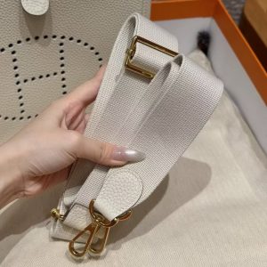 Hermes Evelyne 23 CM Bag Handmade In Taurillon Clemence Leather Gold Hardware 10 Craie - Image 13