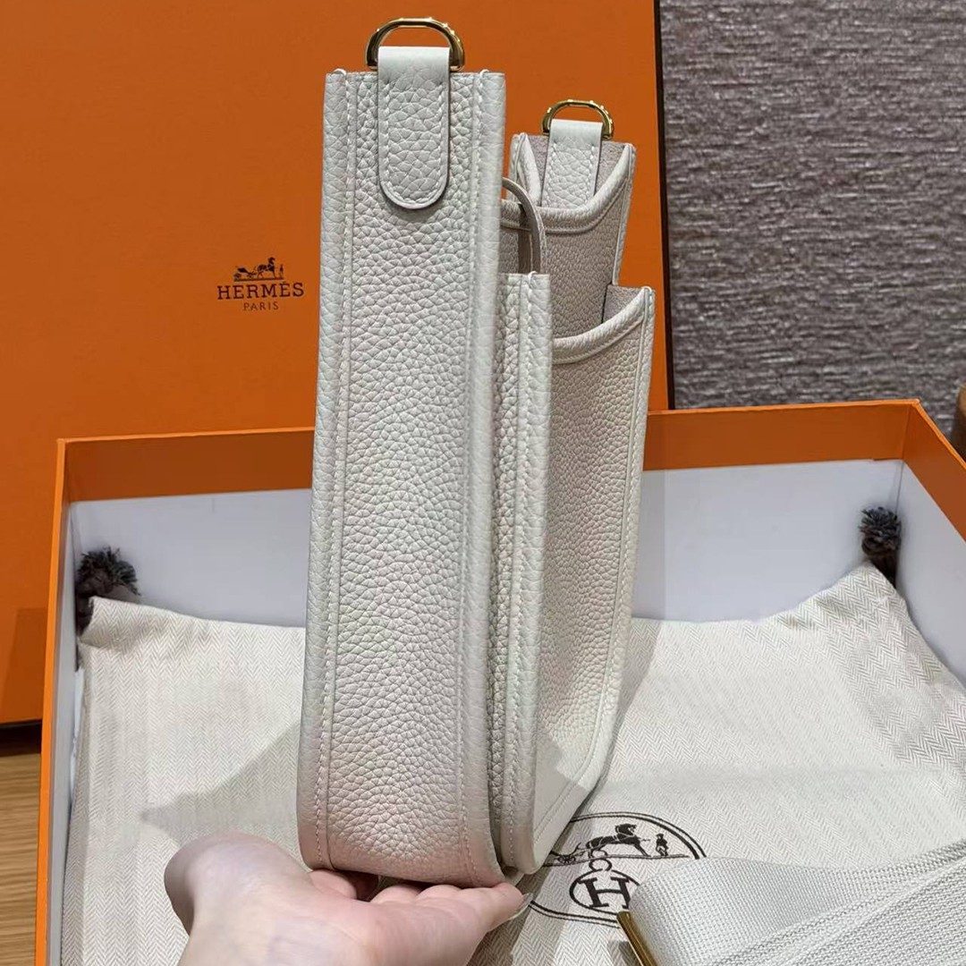 Hermes Evelyne 23 CM Bag Handmade In Taurillon Clemence Leather Gold Hardware 10 Craie - Image 9