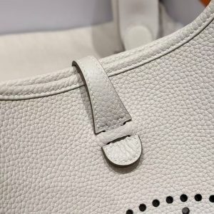 Hermes Evelyne 23 CM Bag Handmade In Taurillon Clemence Leather Silver Hardware 10 Craie - Image 7