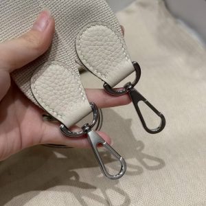 Hermes Evelyne 23 CM Bag Handmade In Taurillon Clemence Leather Silver Hardware 10 Craie - Image 3
