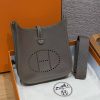 Hermes Evelyne 23 CM Bag Handmade In Taurillon Clemence Leather Gold Hardware 18 Etoupe