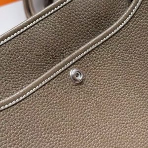 Hermes Evelyne 23 CM Bag Handmade In Taurillon Clemence Leather Silver Hardware 18 Etoupe - Image 8