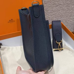 Hermes Evelyne 23 CM Bag Handmade In Taurillon Clemence Leather Gold Hardware 2Z Blue Niut - Image 14