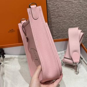 Hermes Evelyne 23 CM Bag Handmade In Taurillon Clemence Leather Silver Hardware 3q Rose Sakura - Image 18