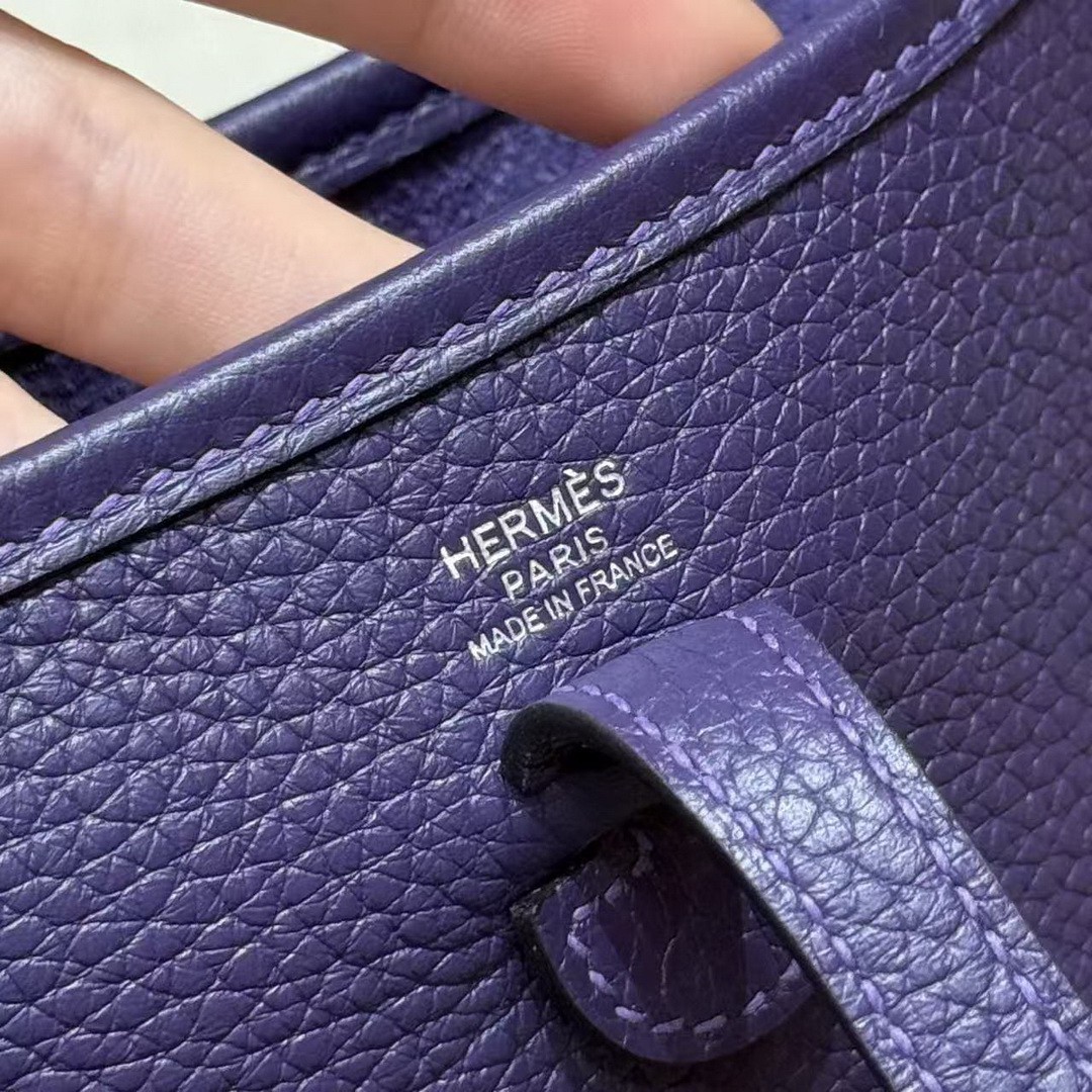 Hermes Evelyne 16 CM Bag Handmade In Taurillon Clemence Leather Silver Hardware 3w Prunoir - Image 14