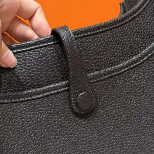 Hermes Evelyne 23 CM Bag Handmade In Taurillon Clemence Leather Gold Hardware 46 Ebene - Image 11