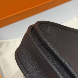 Hermes Evelyne 23 CM Bag Handmade In Taurillon Clemence Leather Gold Hardware 46 Ebene - Image 7