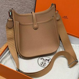 Hermes Evelyne 23 CM Bag Handmade In Taurillon Clemence Leather Silver Hardware 4B Biscuit - Image 14