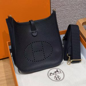 Hermes Evelyne 23 CM Bag Handmade In Taurillon Clemence Leather Gold Hardware 89 Noir