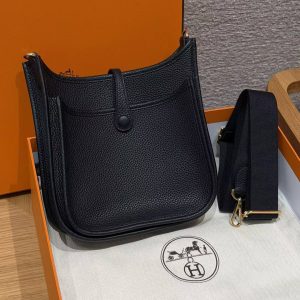 Hermes Evelyne 23 CM Bag Handmade In Taurillon Clemence Leather Gold Hardware 89 Noir - Image 2
