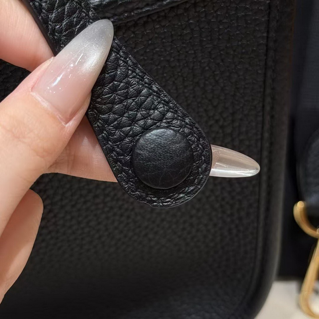 Hermes Evelyne 23 CM Bag Handmade In Taurillon Clemence Leather Gold Hardware 89 Noir - Image 7
