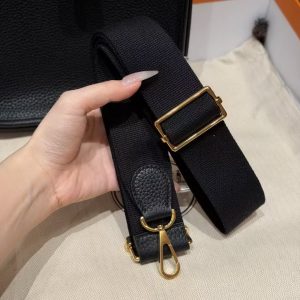 Hermes Evelyne 23 CM Bag Handmade In Taurillon Clemence Leather Gold Hardware 89 Noir - Image 6