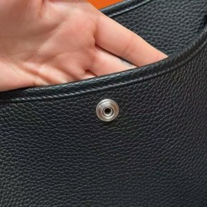 Hermes Evelyne 23 CM Bag Handmade In Taurillon Clemence Leather Silver Hardware 89 Noir - Image 9