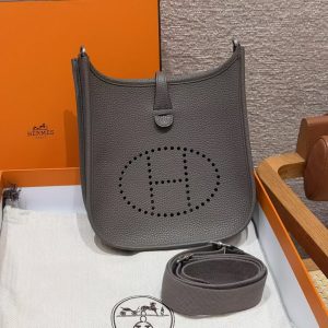 Hermes Evelyne 23 CM Bag Handmade In Taurillon Clemence Leather Silver Hardware 8F Etain