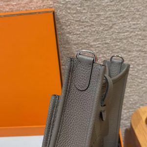 Hermes Evelyne 23 CM Bag Handmade In Taurillon Clemence Leather Silver Hardware 8F Etain - Image 15