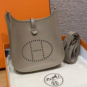 Hermes Evelyne 23 CM Bag Handmade In Taurillon Clemence Leather Gold Hardware 8Q Beige Marfa