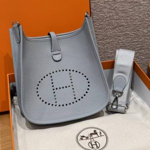 Hermes Evelyne 23 CM Bag Handmade In Taurillon Clemence Leather Silver Hardware P0 Girs Pantin