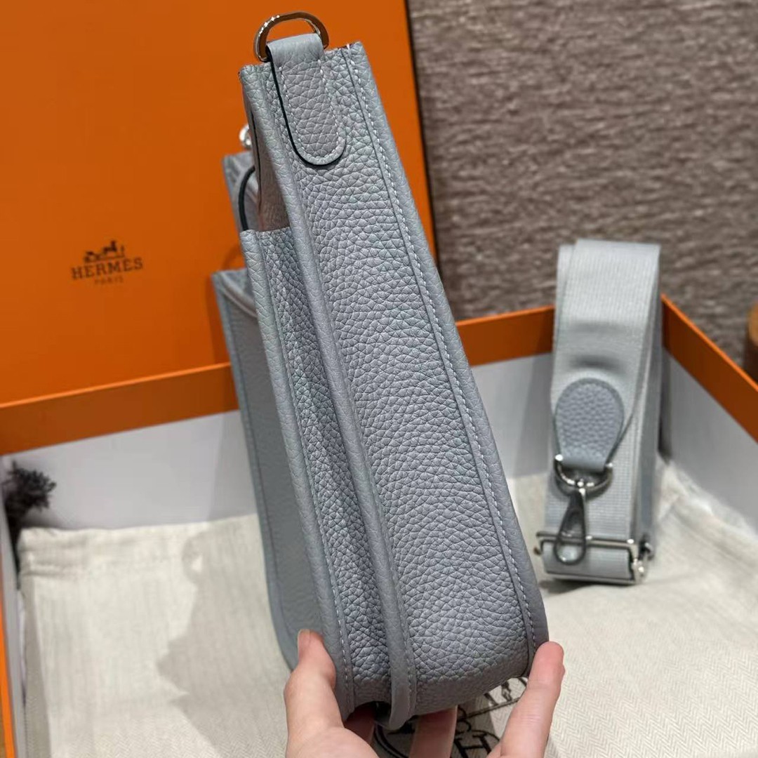 Hermes Evelyne 23 CM Bag Handmade In Taurillon Clemence Leather Silver Hardware P0 Girs Pantin - Image 17