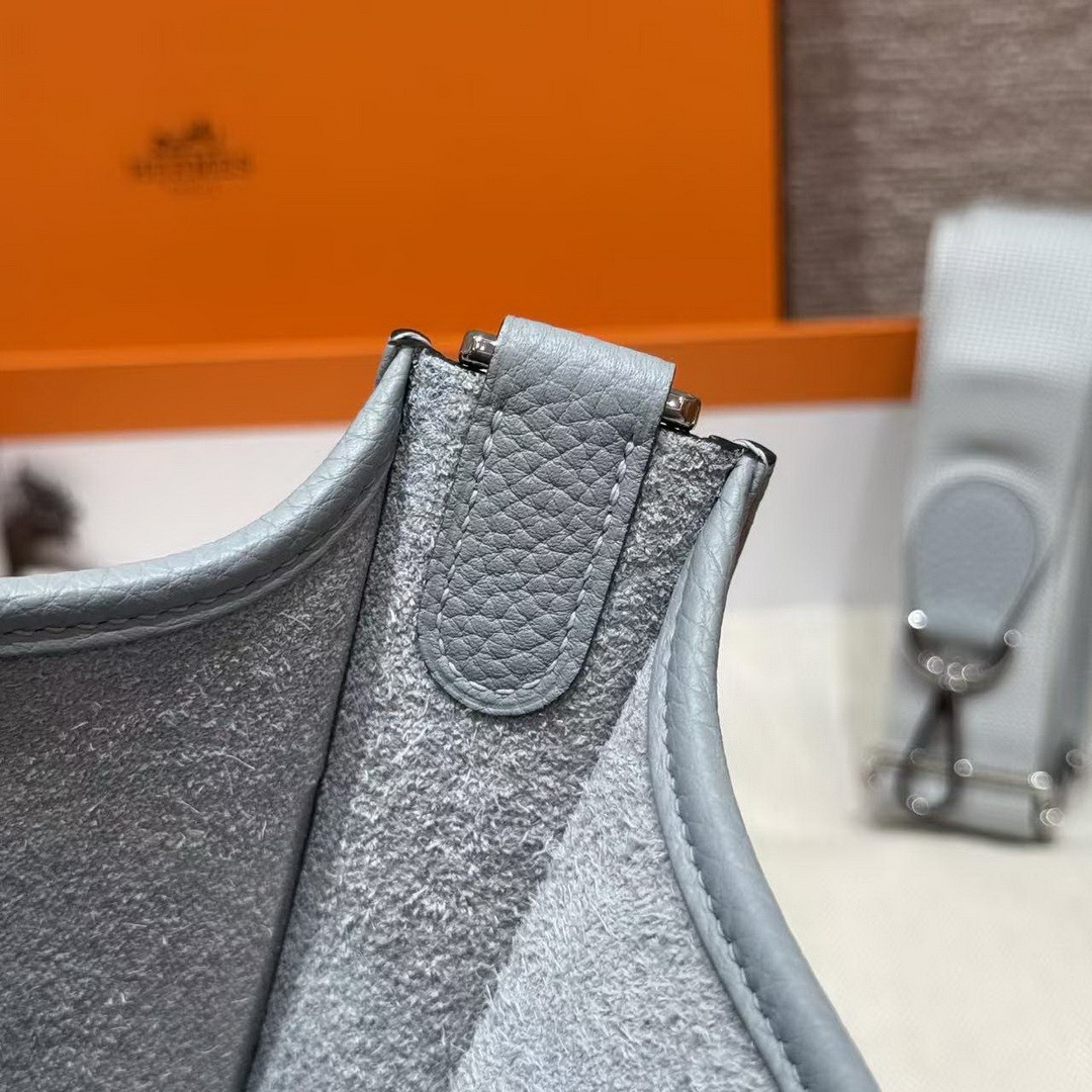 Hermes Evelyne 23 CM Bag Handmade In Taurillon Clemence Leather Silver Hardware P0 Girs Pantin - Image 7