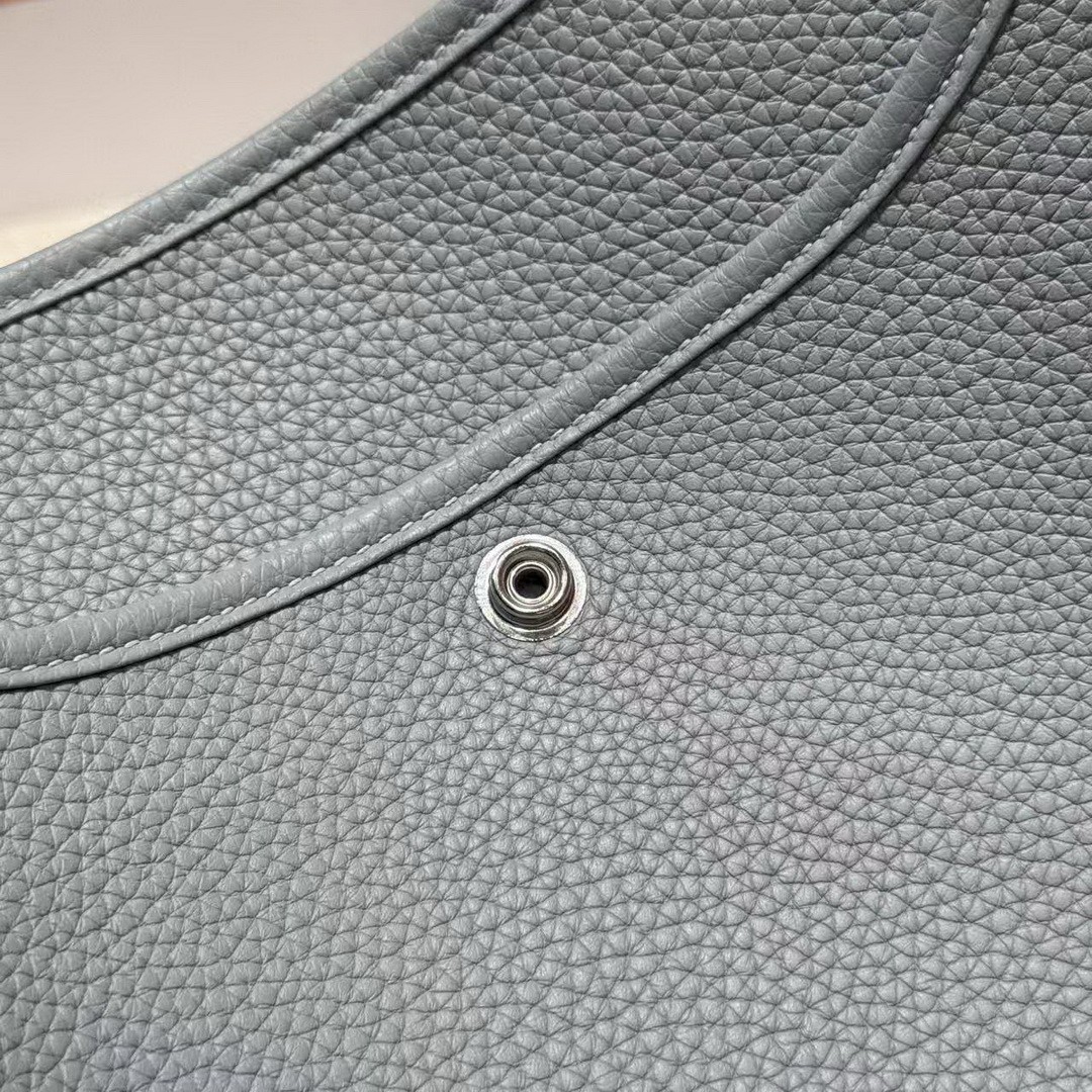 Hermes Evelyne 23 CM Bag Handmade In Taurillon Clemence Leather Silver Hardware P0 Girs Pantin - Image 6