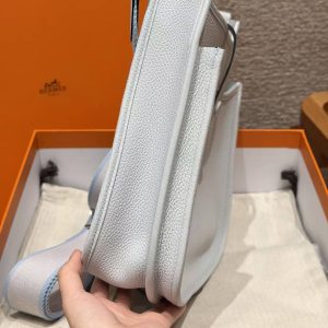 Hermes Evelyne 29 CM Bag Handmade In Taurillon Clemence Leather Silver Hardware 08 Blue Pale - Image 15