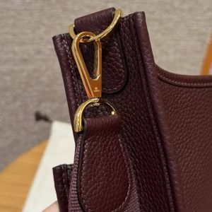 Hermes Evelyne 29 CM Bag Handmade In Taurillon Clemence Leather Gold Hardware 0G Rouge Seller - Image 14