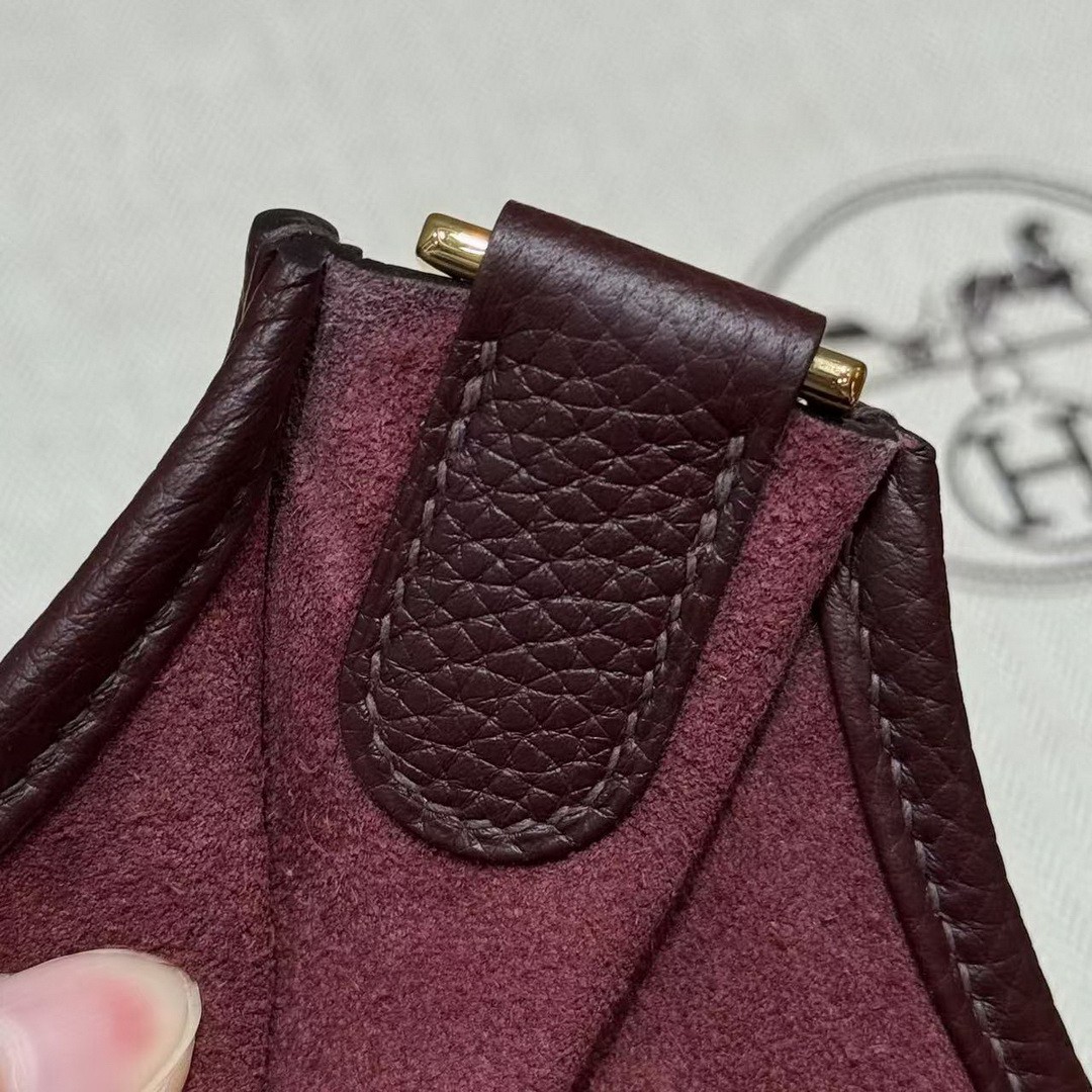 Hermes Evelyne 29 CM Bag Handmade In Taurillon Clemence Leather Gold Hardware 0G Rouge Seller - Image 10