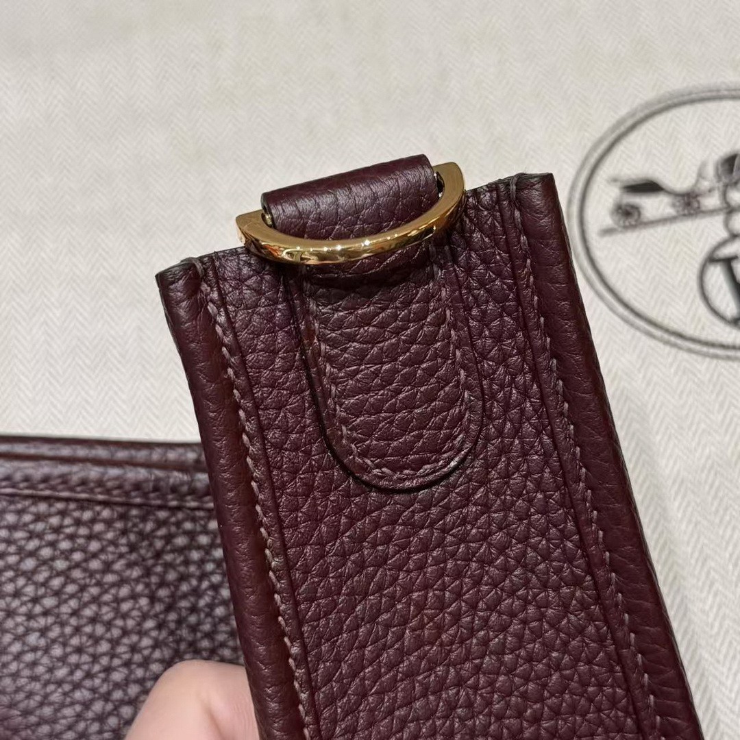 Hermes Evelyne 29 CM Bag Handmade In Taurillon Clemence Leather Gold Hardware 0G Rouge Seller - Image 9