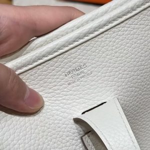 Hermes Evelyne 29 CM Bag Handmade In Taurillon Clemence Leather Silver Hardware 0T Mushroom - Image 14