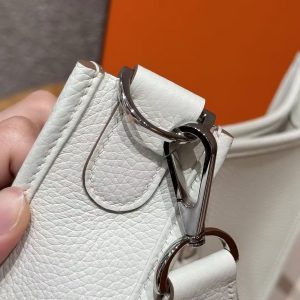 Hermes Evelyne 29 CM Bag Handmade In Taurillon Clemence Leather Silver Hardware 0T Mushroom - Image 8