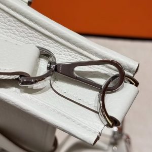 Hermes Evelyne 29 CM Bag Handmade In Taurillon Clemence Leather Silver Hardware 0T Mushroom - Image 7