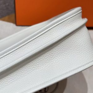 Hermes Evelyne 29 CM Bag Handmade In Taurillon Clemence Leather Silver Hardware 0T Mushroom - Image 4