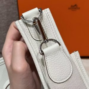 Hermes Evelyne 29 CM Bag Handmade In Taurillon Clemence Leather Silver Hardware 0T Mushroom - Image 3