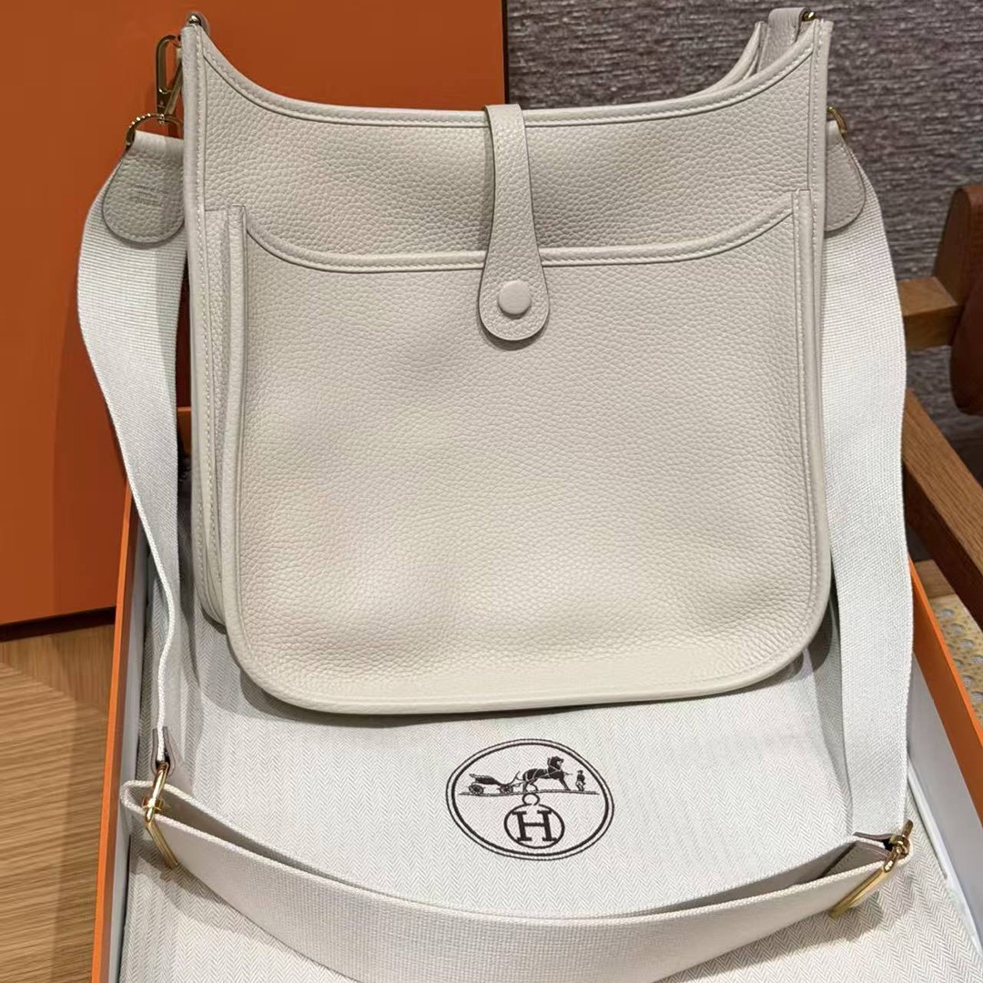 Hermes Evelyne 29 CM Bag Handmade In Taurillon Clemence Leather Gold Hardware 10 Craie - Image 2
