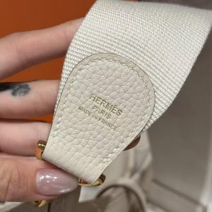 Hermes Evelyne 29 CM Bag Handmade In Taurillon Clemence Leather Gold Hardware 10 Craie - Image 6